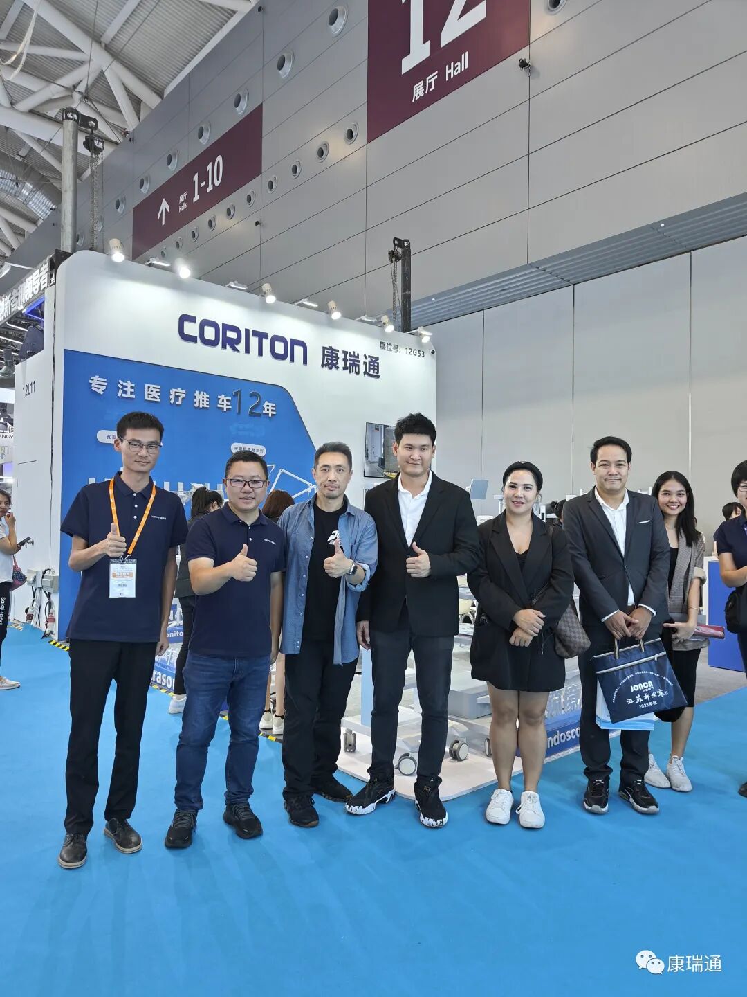 康瑞通携最新医疗推车精彩亮相第88届CMEF